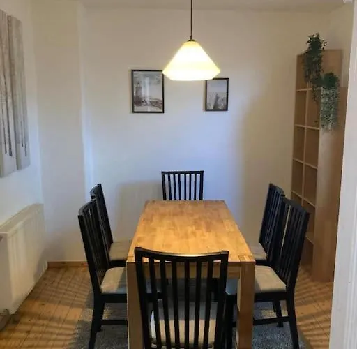 Monteurwohnung In アパート *